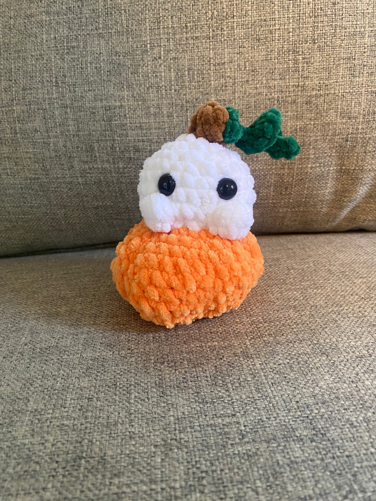 Crochet Ghost in a Pumpkin