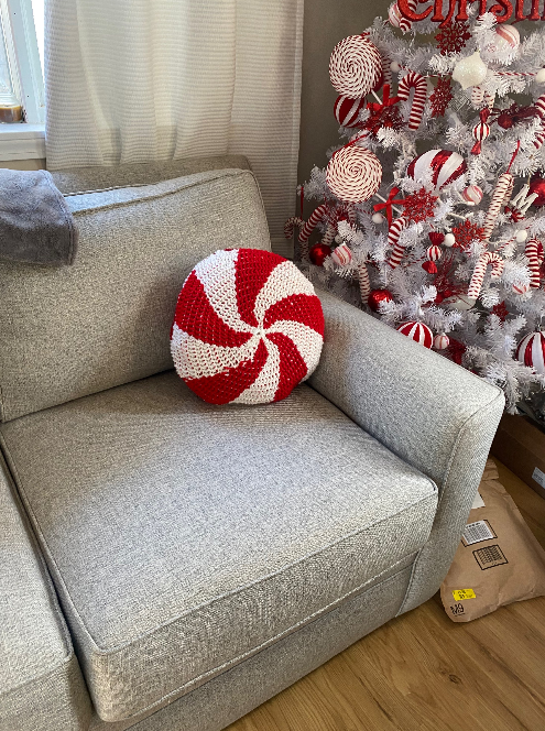 Crochet Peppermint Throw Pillow